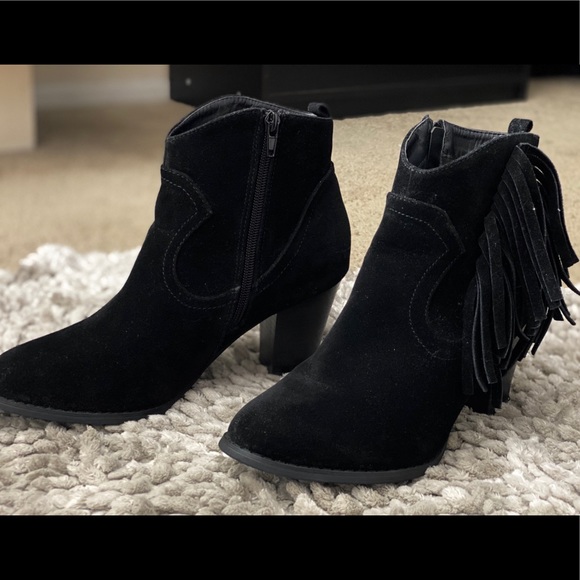 Booties (: - Picture 2 of 2